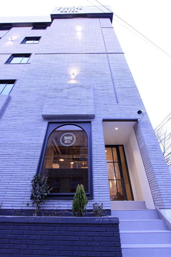 Seven Bricks Hotel Gwangyang  Extérieur photo
